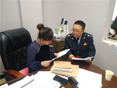 甕安縣稅務(wù)局 減稅降費(fèi)精準(zhǔn)落地，納稅服務(wù)升級(jí)獲“三感”贊譽(yù)